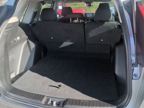 Used 2023 Honda CR-V LX image 10