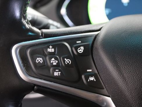Used 2018 Chevrolet Bolt Premier w/ Driver Confidence II Package FWD image 19