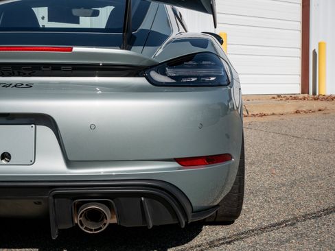 Used 2024 Porsche 718 Cayman GT4 RS image 14