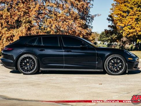 Used 2018 Porsche Panamera 4S image 11