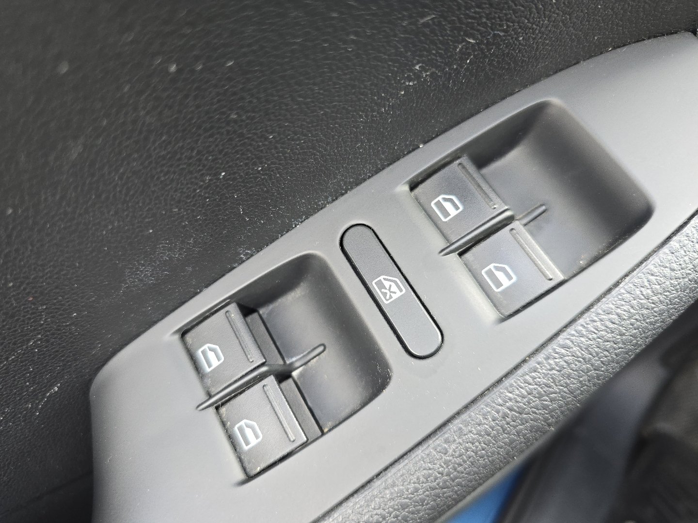 Used 2017 Volkswagen Jetta SE FWD image 26
