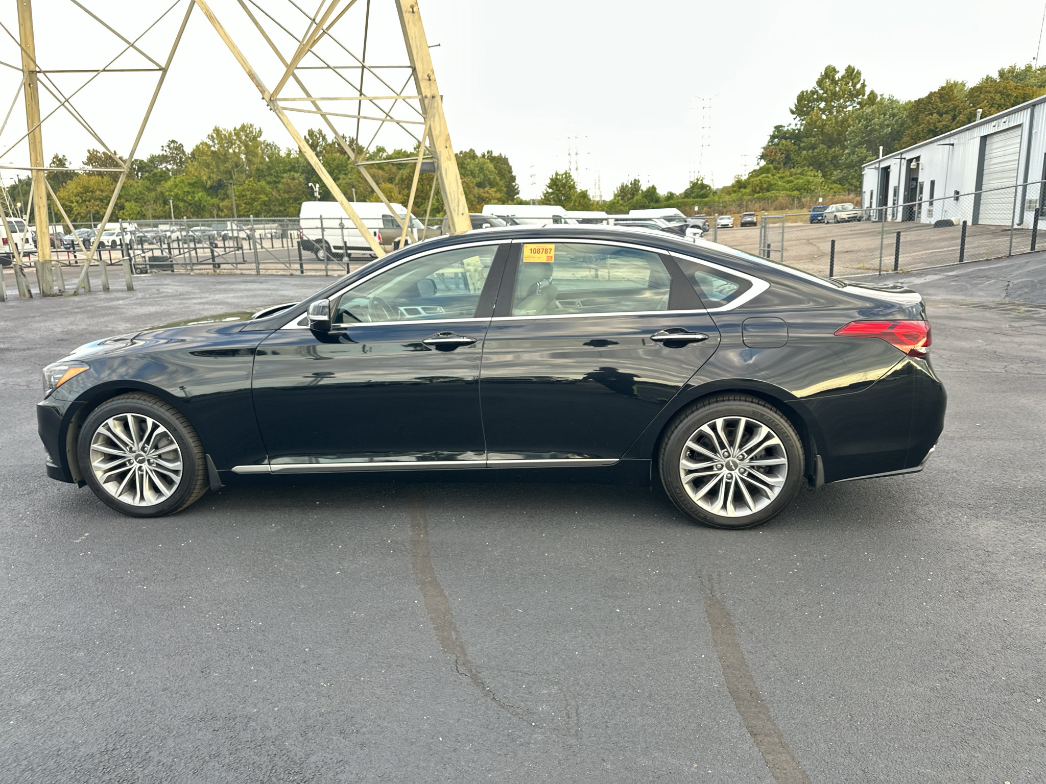 Used 2017 Genesis G80 3.8 w/ Option Group 02 RWD image 9