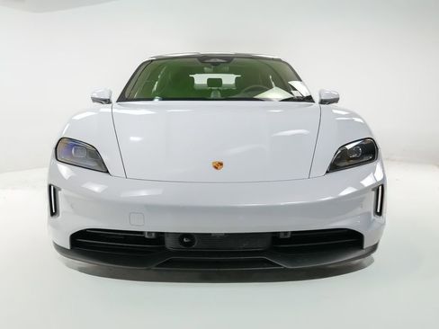 New 2026 Porsche Taycan image 6