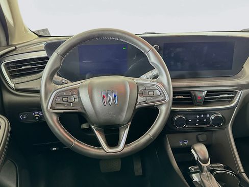 Used 2024 Buick Encore GX Preferred image 18