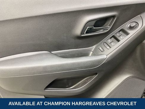 Certified 2020 Chevrolet Trax LT w/ LT Convenience Package image 30