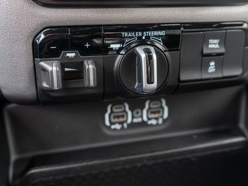 Used 2022 RAM 1500 Big Horn w/ Trailer Tow Group AWD/4WD image 31