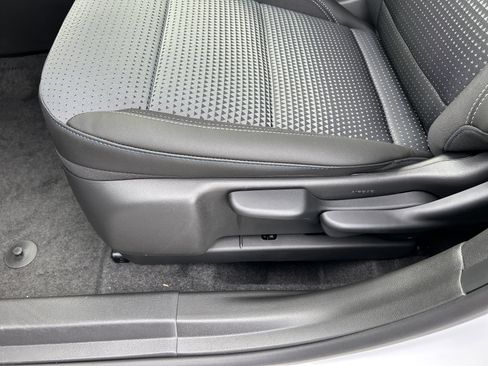 New 2025 Chevrolet Trax LT w/ Driver Confidence Package image 16