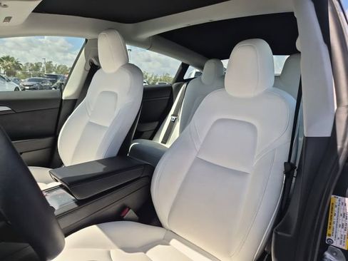 Used 2021 Tesla Model 3 Long Range image 15