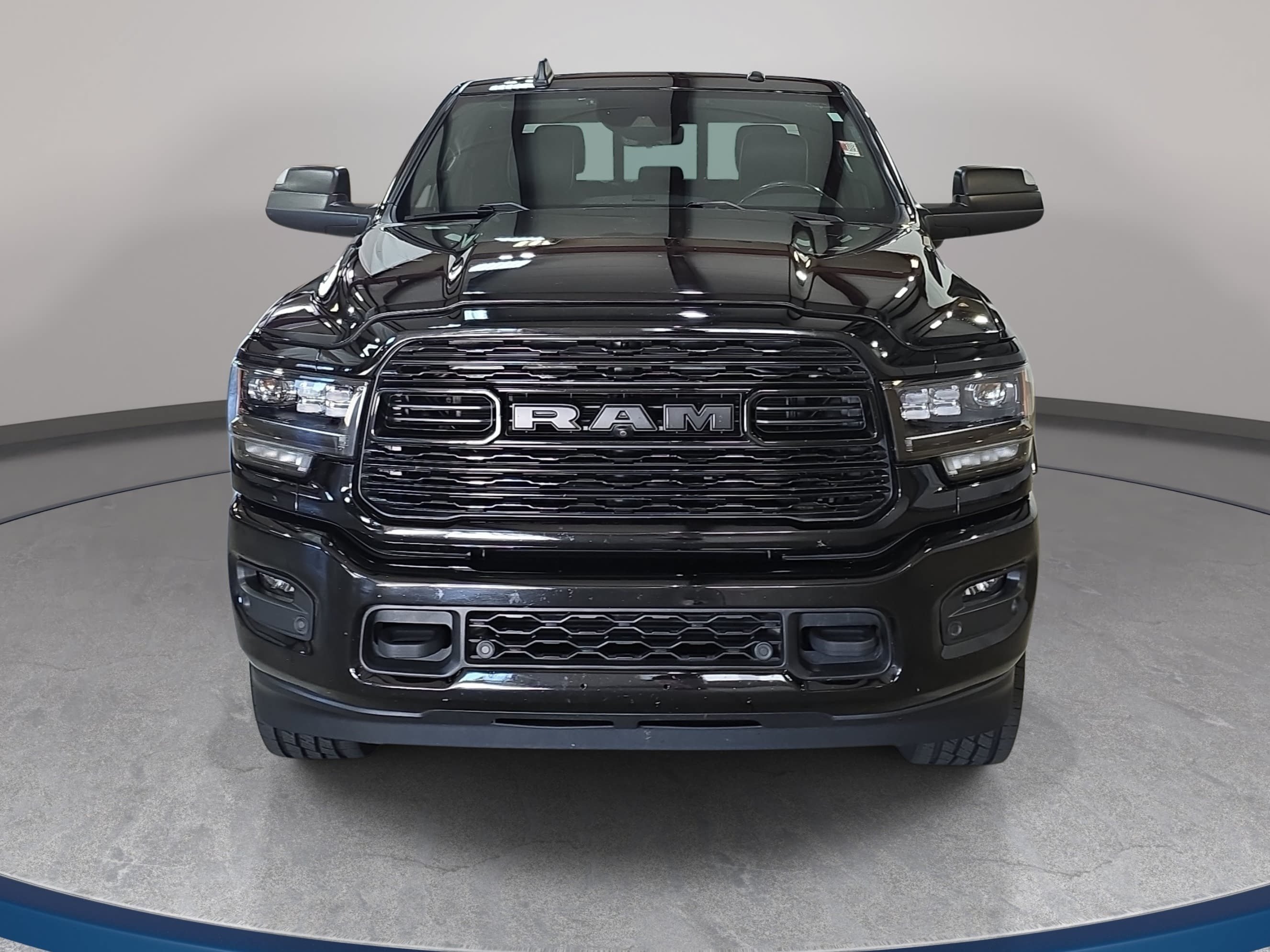Used 2022 RAM 2500 Limited AWD/4WD image 3