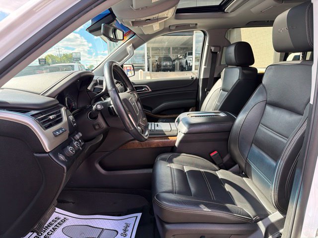 Used 2019 GMC Yukon XL Denali w/ Open Road Package AWD/4WD image 13