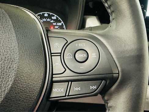 Certified 2023 Toyota Corolla SE w/ Carpet Mat Package (TMS) image 17