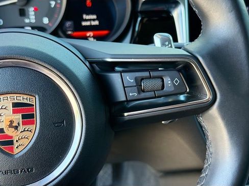 Used 2023 Porsche Macan Turbo AWD/4WD image 38