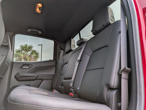 Used 2025 Chevrolet Colorado LT w/ LT Convenience Package RWD image 27