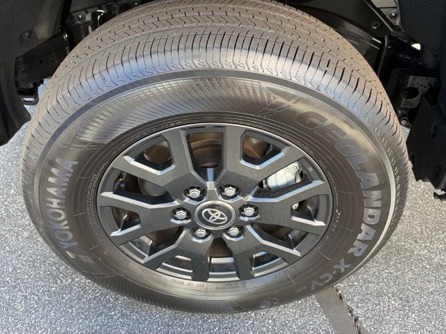 Used 2026 Toyota 4Runner SR5 RWD image 10