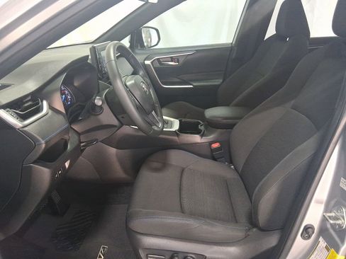 Used 2022 Toyota RAV4 SE AWD/4WD image 15