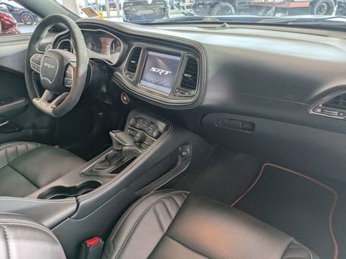 Used 2022 Dodge Challenger SRT Hellcat RWD image 13