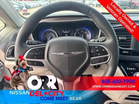 Used 2023 Chrysler Voyager LX FWD image 16