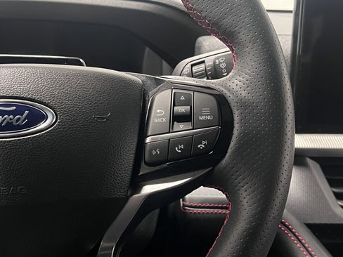 Used 2025 Ford Explorer ST-Line w/ Premium Package image 21