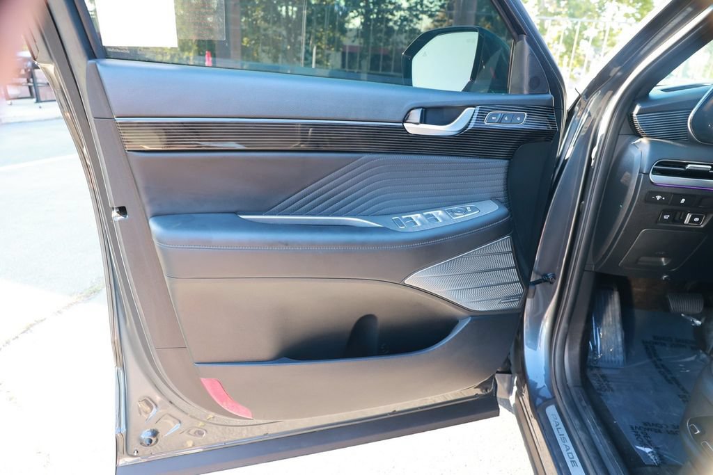 Used 2024 Hyundai Palisade Calligraphy FWD image 20
