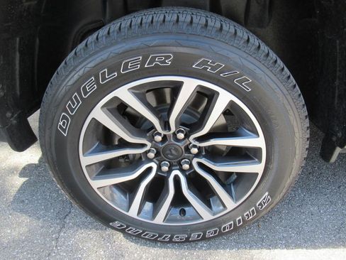 Certified 2026 RAM 1500 Limited AWD/4WD image 9