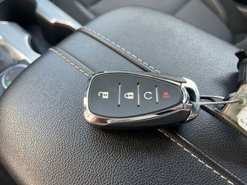 Used 2025 Chevrolet Blazer LT image 21