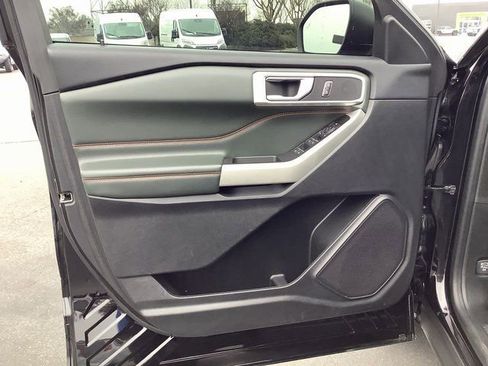 Used 2022 Ford Explorer Timberline image 9