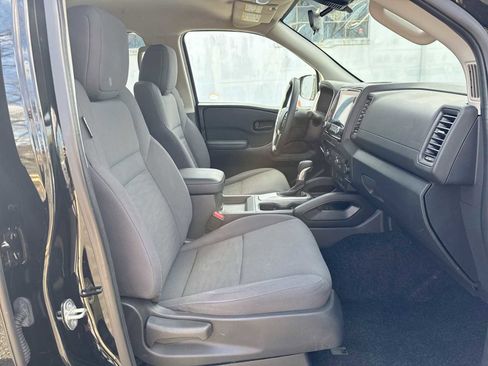 Used 2022 Nissan Frontier S w/ Technology Package image 15