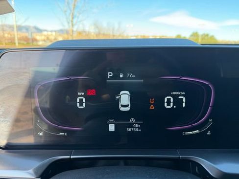 Used 2024 Kia Telluride S w/ S Sunroof Package image 15