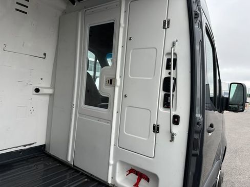 Used 2022 Mercedes-Benz Sprinter 4500 w/ Parking Package image 15