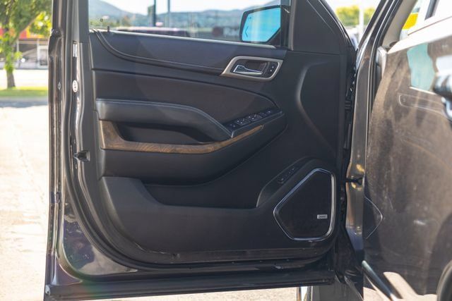 Used 2018 GMC Yukon Denali w/ Denali Ultimate Package AWD/4WD image 22