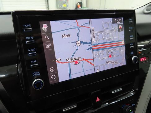Used 2024 Toyota Camry XSE FWD image 18