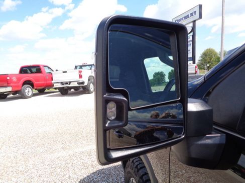 Used 2022 Chevrolet Silverado 2500 LT w/ Convenience Package AWD/4WD image 15