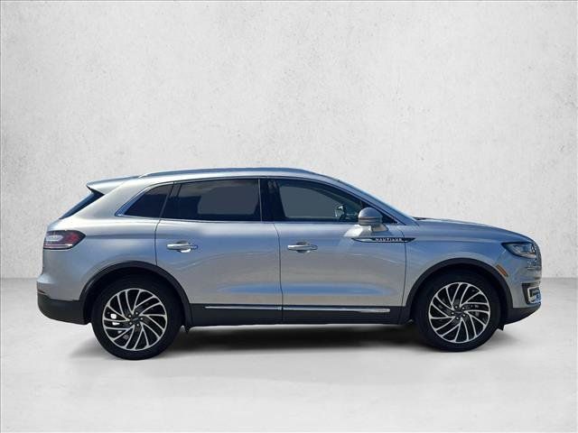 Used 2020 Lincoln Nautilus Reserve FWD image 4