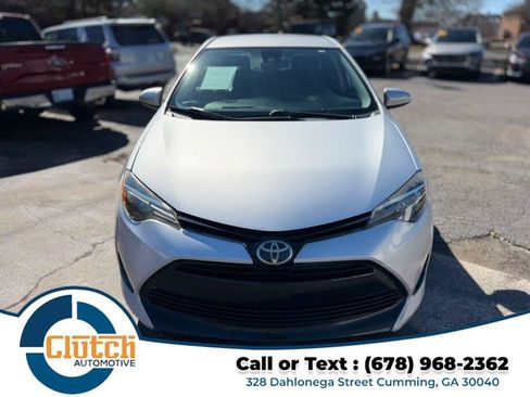 Used 2017 Toyota Corolla LE image 2