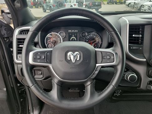Used 2024 RAM 2500 Big Horn w/ Bed Utility Group AWD/4WD image 17