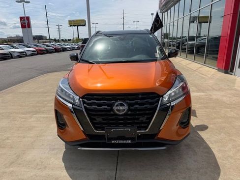 Certified 2023 Nissan Kicks SR w/ SR Premium Package FWD image 8