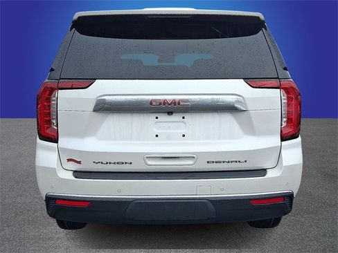 Used 2023 GMC Yukon Denali image 5