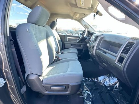 Used 2017 RAM 1500 Tradesman w/ Power & Remote Entry Group image 28
