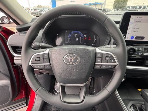 Used 2025 Toyota Grand Highlander FWD image 23