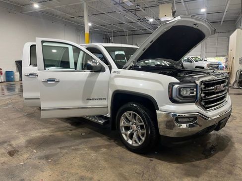 Used 2018 GMC Sierra 1500 SLT image 27
