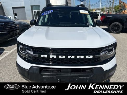 Certified 2025 Ford Bronco Sport Outer Banks w/ Outer Banks Tech Package+ AWD/4WD image 4