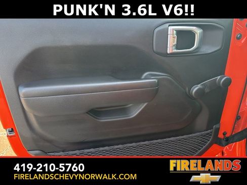 Used 2023 Jeep Wrangler Sport image 13