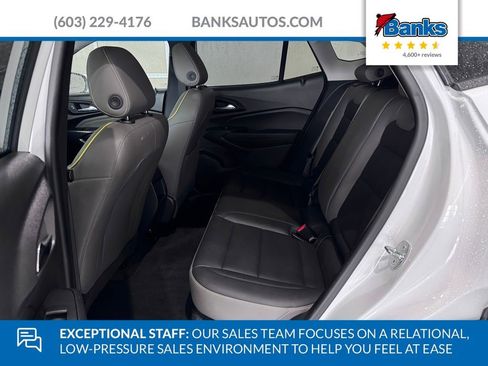 Certified 2024 Chevrolet Trax ACTIV w/ Sunroof Package FWD image 8