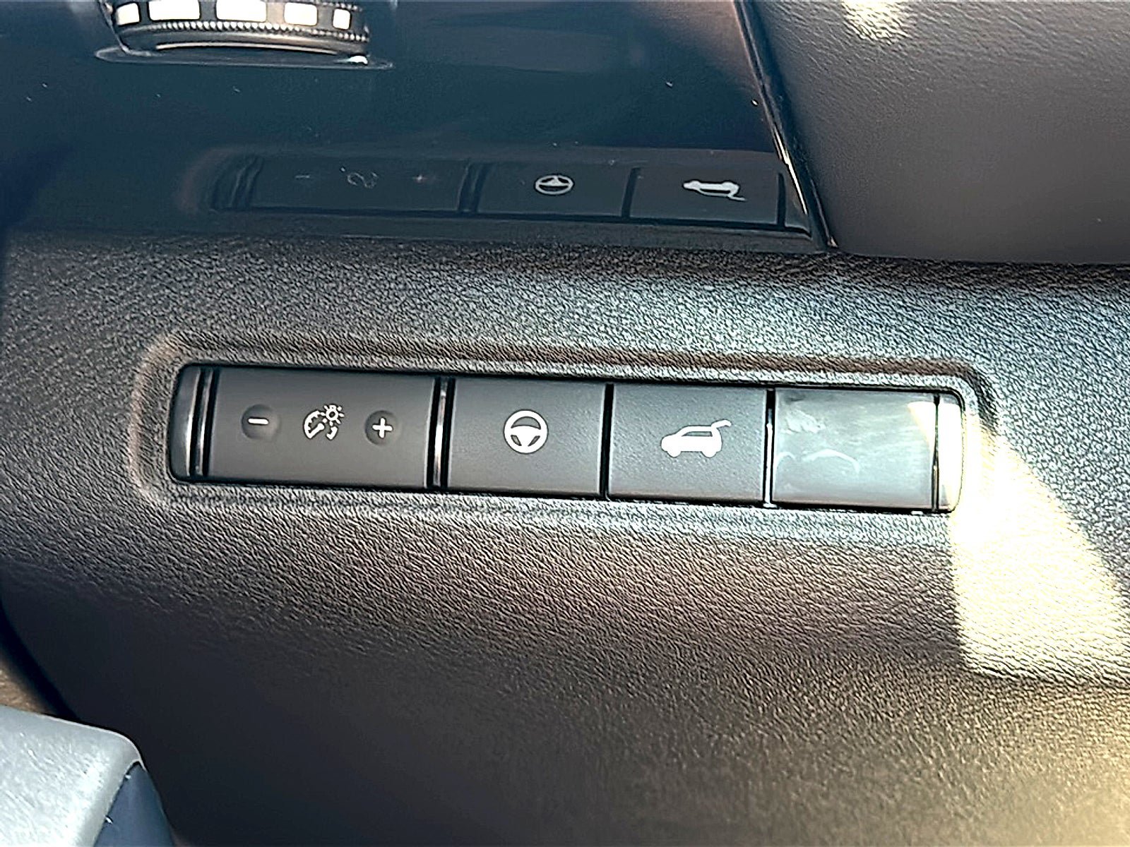 New 2026 Nissan Pathfinder SV w/ Cargo Package FWD image 26