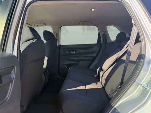 Used 2025 Honda CR-V LX image 27