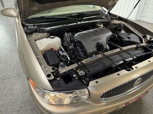 Used 2005 Buick Le Sabre Custom image 53