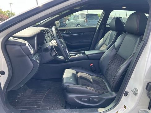 Used 2021 Nissan Maxima SR w/ Sport Mat Group FWD image 7