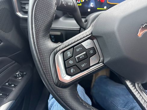 Used 2025 Ford Mustang Premium image 23