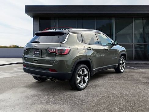 Used 2019 Jeep Compass Limited AWD/4WD image 5