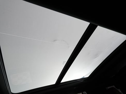 Used 2025 Cadillac Escalade Premium Luxury w/ Touring Package image 29